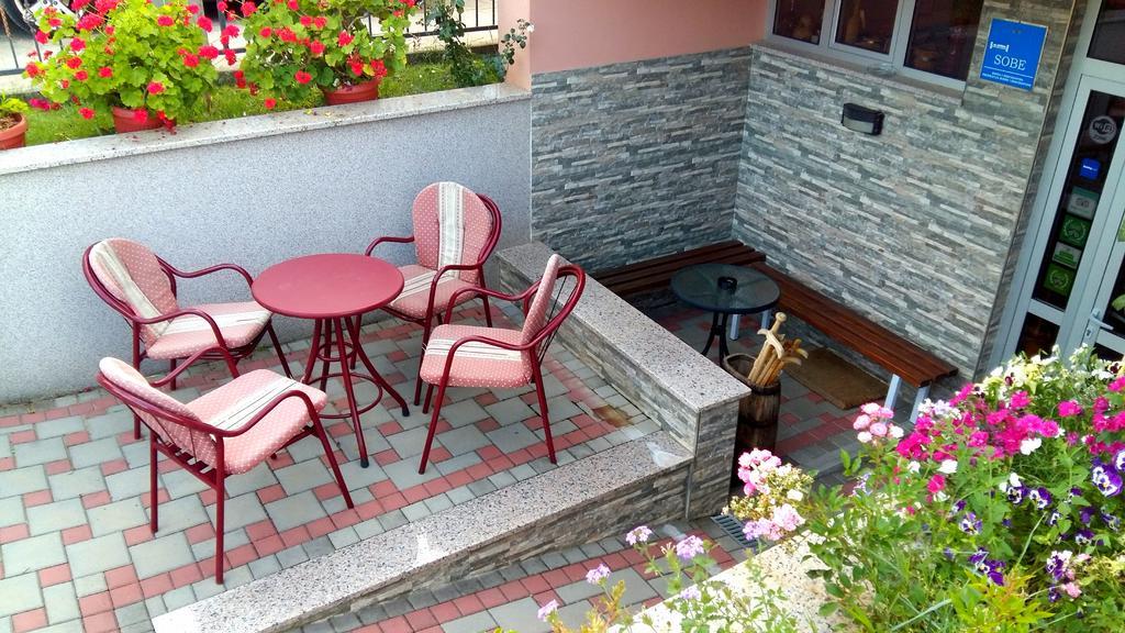 Hotel Pansion CASA GAGRO à Međugorje Extérieur photo