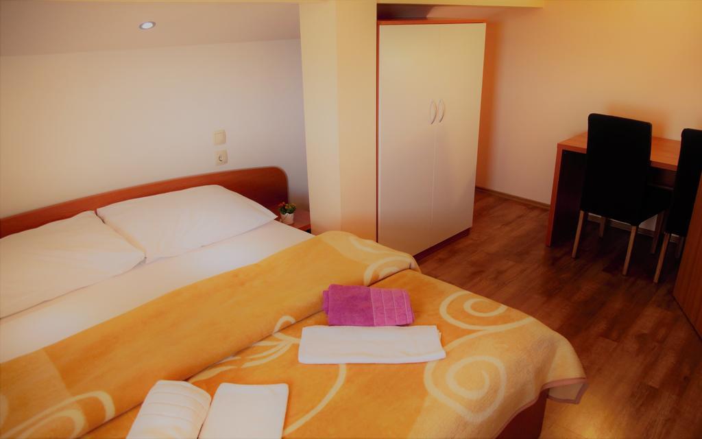 Hotel Pansion CASA GAGRO à Međugorje Extérieur photo